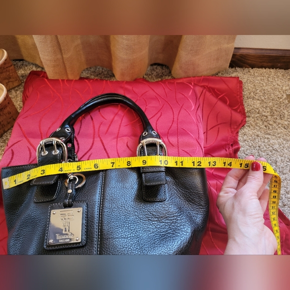 Tignanello Black Pebbled leather purse - Picture 14 of 15